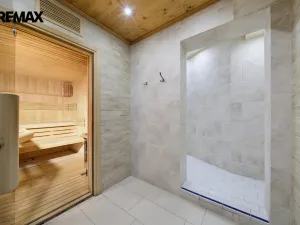 Prodej obchodního prostoru, Karlovy Vary, Jugoslávská, 410 m2