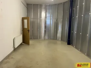 Pronájem skladu, Brno, Dukelská třída, 240 m2