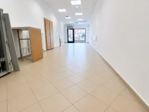 Pronájem obchodního prostoru, Hlučín, Mírové náměstí, 127 m2