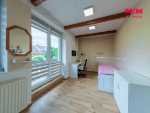 Prodej rodinného domu, Karlovy Vary - Dvory, V Lučinách, 330 m2