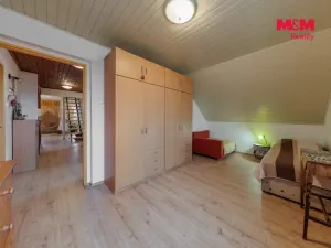 Prodej rodinného domu, Karlovy Vary - Dvory, V Lučinách, 330 m2