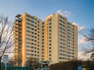 Pronájem bytu 1+kk, Praha - Střížkov, Děčínská, 30 m2