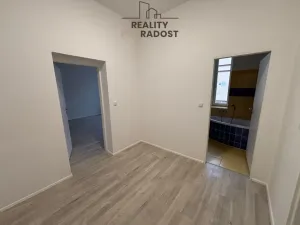 Pronájem bytu 2+kk, Ostrava, Erbenova, 63 m2