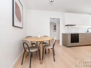 Prodej bytu 3+kk, Praha - Holešovice, Komunardů, 87 m2