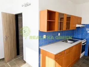 Prodej bytu 2+1, Veselí nad Lužnicí, Ak. Bydžovského, 60 m2