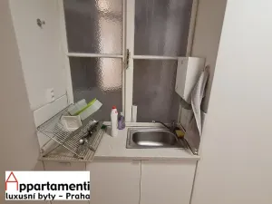 Pronájem kanceláře, Praha - Josefov, Kaprova, 27 m2