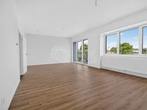 Prodej bytu 3+kk, Brno - Židenice, Bubeníčkova, 90 m2