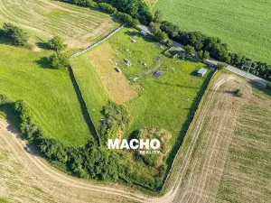 Prodej komerčního pozemku, Drevníky, 8640 m2