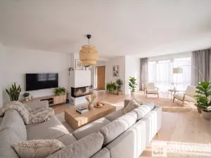 Prodej rodinného domu, Jevany, Na Dubince, 248 m2