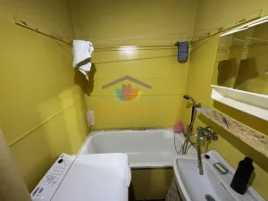 Prodej bytu 2+1, Karviná - Mizerov, tř. Těreškovové, 51 m2