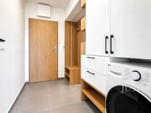 Prodej bytu 2+1, Záblatí, 52 m2