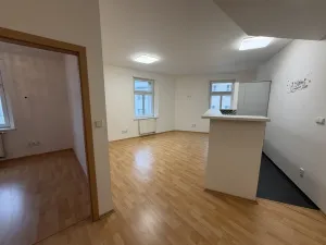 Pronájem kanceláře, Praha - Vysočany, Jandova, 69 m2