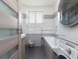 Prodej bytu 3+kk, Polerady, 85 m2