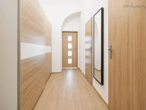 Pronájem bytu 2+kk, Praha - Žižkov, Prvního pluku, 45 m2