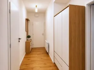 Pronájem bytu 2+kk, Praha - Vršovice, Petrohradská, 40 m2