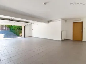 Pronájem rodinného domu, Praha - Březiněves, Skřivánčí, 725 m2