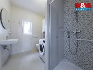 Pronájem bytu 3+kk, Karlovy Vary - Bohatice, Dubová, 67 m2
