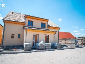 Prodej rodinného domu, Chotíkov, 94 m2