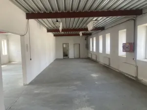 Pronájem skladu, Církvice, 511 m2