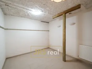 Pronájem kanceláře, Velké Pavlovice, 180 m2