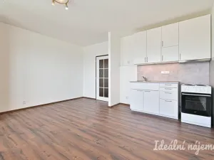 Pronájem bytu 1+kk, Brno, Oblá, 31 m2
