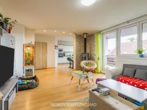 Prodej bytu 3+1, Hevlín, 101 m2