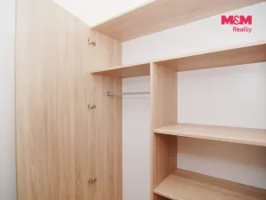 Pronájem bytu 2+1, Ostrava - Poruba, Nezvalovo náměstí, 57 m2