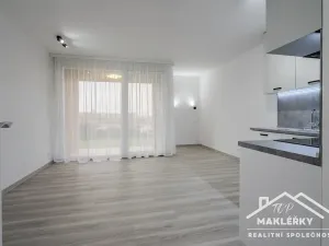 Pronájem bytu 1+kk, Uhlířské Janovice, Hrnčířská, 30 m2