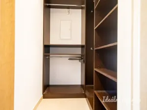 Pronájem bytu 2+kk, Praha - Holešovice, Tusarova, 64 m2