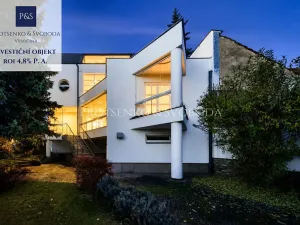 Prodej ordinace, Křižanov, Benešovo náměstí, 530 m2