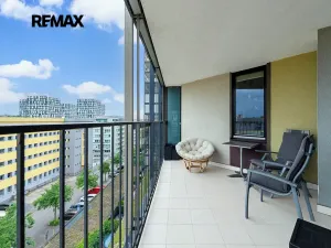 Pronájem bytu 2+kk, Praha - Žižkov, Ke kapslovně, 64 m2