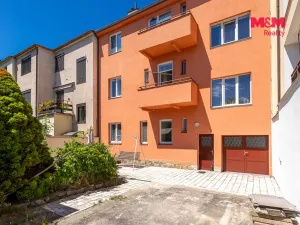 Pronájem bytu 3+1, Pardubice - Bílé Předměstí, Ke Kamenci, 64 m2