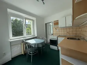 Prodej bytu 2+1, Stochov, J. A. Komenského, 43 m2