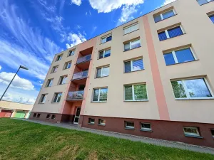 Pronájem bytu 2+1, Hrušovany u Brna, Sídliště, 58 m2