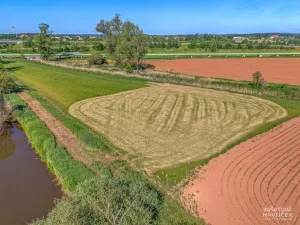 Prodej pozemku, Hradec Králové, 1100 m2
