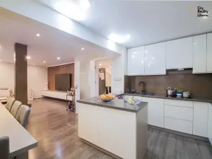Prodej vícegeneračního domu, Žitava, Německo, Reichenberger Straße, 340 m2