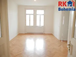 Pronájem bytu 2+1, Praha - Nusle, náměstí Bratří Synků, 77 m2
