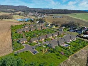 Prodej pozemku pro bydlení, Komárov, 738 m2