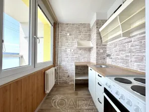 Pronájem bytu 1+kk, Náchod, Běloveská, 30 m2