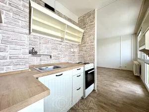 Pronájem bytu 1+kk, Náchod, Běloveská, 30 m2