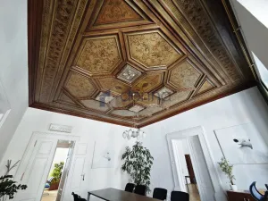 Pronájem kanceláře, Praha, Politických vězňů, 250 m2