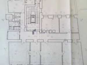 Pronájem kanceláře, Praha, Politických vězňů, 250 m2