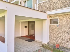 Prodej bytu 1+1, Loket, Sportovní, 45 m2