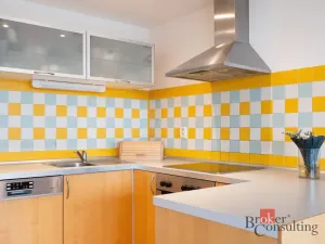Prodej bytu 2+kk, Praha - Libeň, Nad Okrouhlíkem, 58 m2