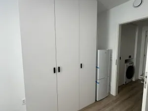 Pronájem bytu 1+kk, Praha - Košíře, 26 m2