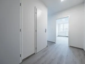 Pronájem bytu 2+kk, Praha - Bohnice, Poznaňská, 43 m2