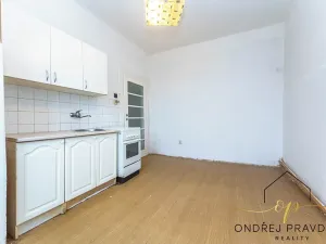 Prodej bytu 2+kk, Praha - Hloubětín, V chaloupkách, 58 m2