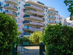 Pronájem bytu 2+kk, Praha - Strašnice, Gutova, 65 m2