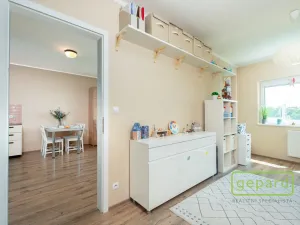 Prodej bytu 2+kk, Praha, Zimova, 63 m2