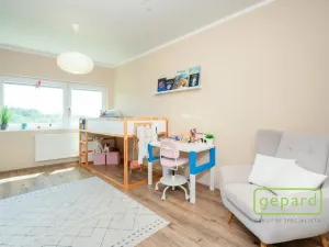 Prodej bytu 2+kk, Praha, Zimova, 63 m2